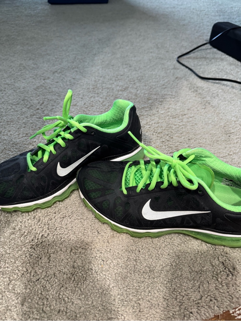 Nike Black and Neon Green Running Sneakers